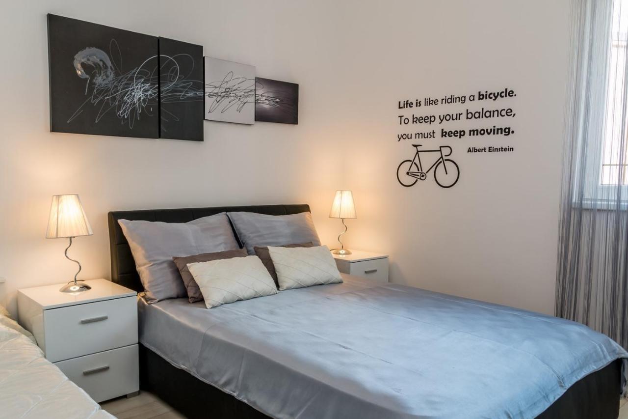 Holiday House Queens With Sea View Selce Esterno foto